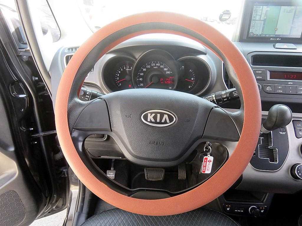 KIA Ray - Vista 10