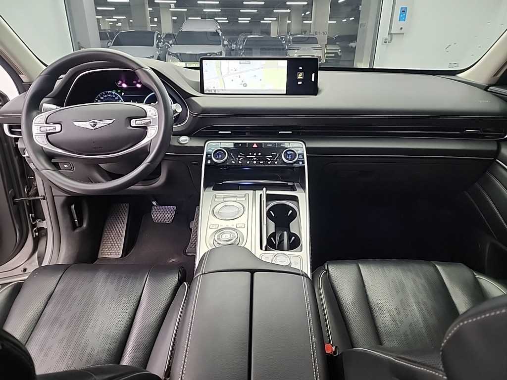 Genesis GV80 - Vista 7