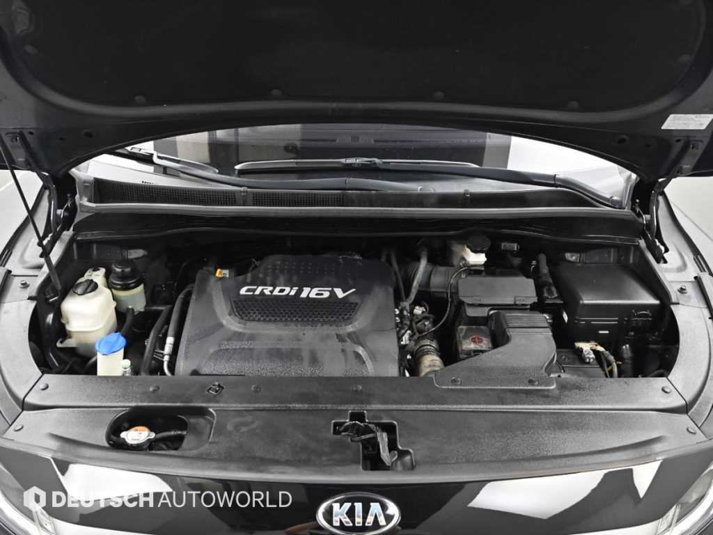 KIA Carnival - Vista 6