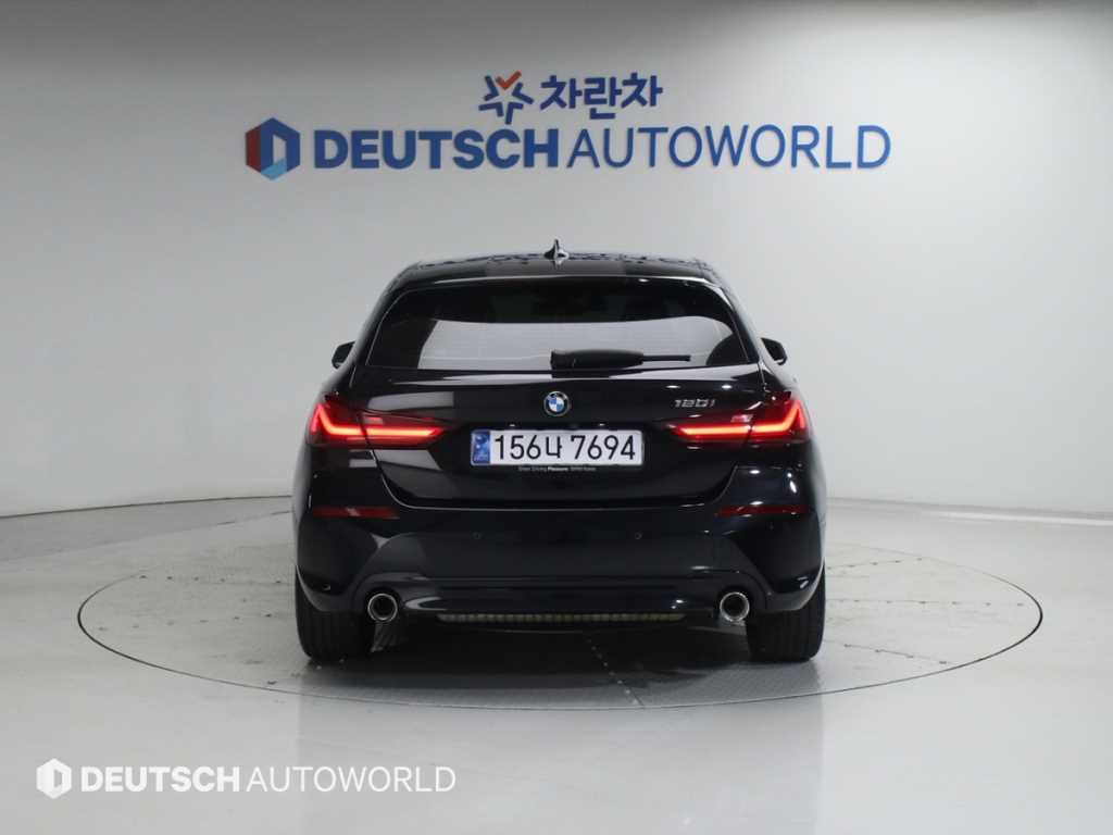 BMW 1 series - Vista 4