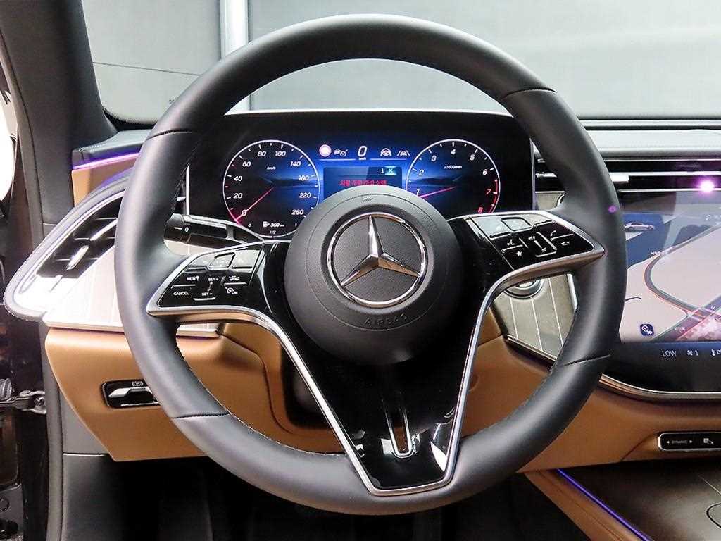 Mercedes Benz E class - Vista 9