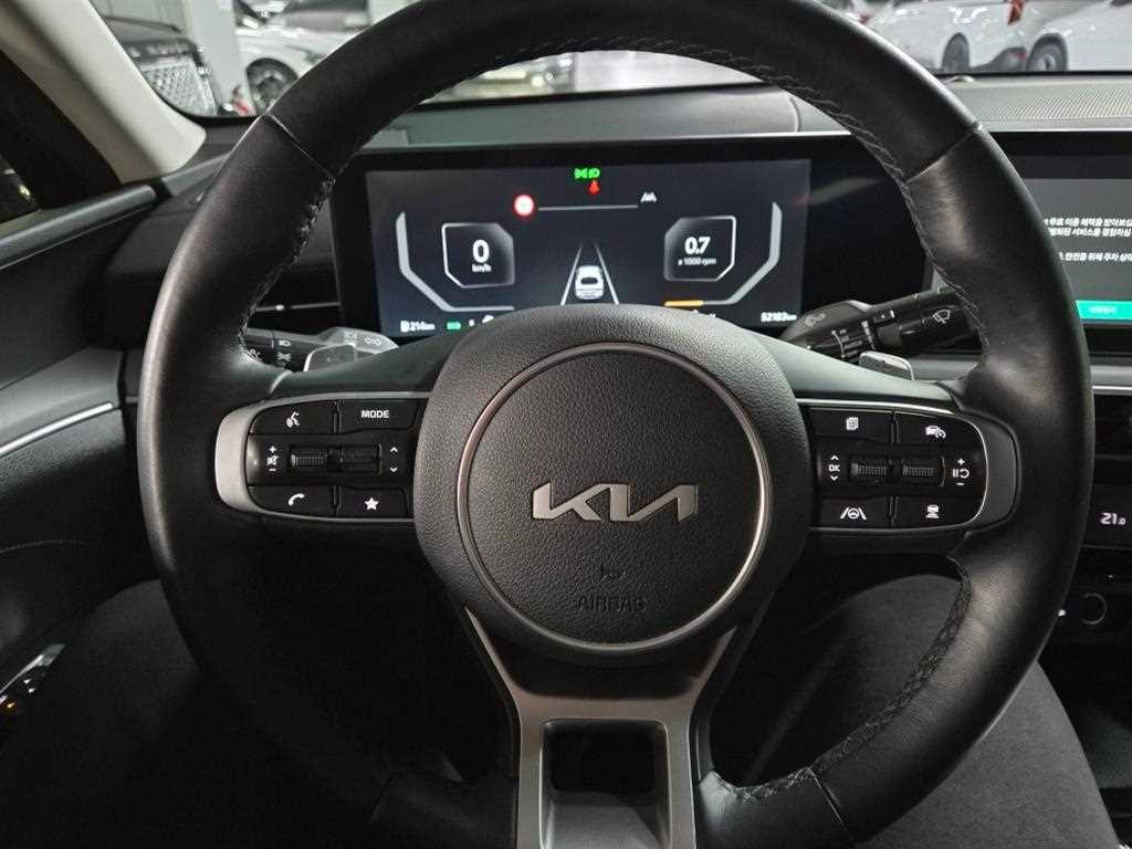 KIA K5 - Vista 7
