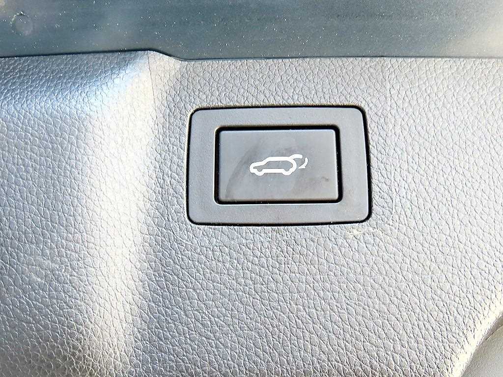 HYUNDAI Maxcruz 2016 Gris - Importación desde Corea - HF Imports Iquique - Foto 17