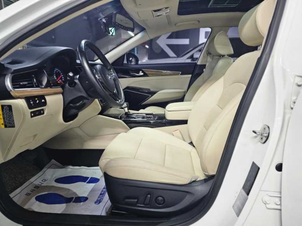 KIA K7 - Vista 6