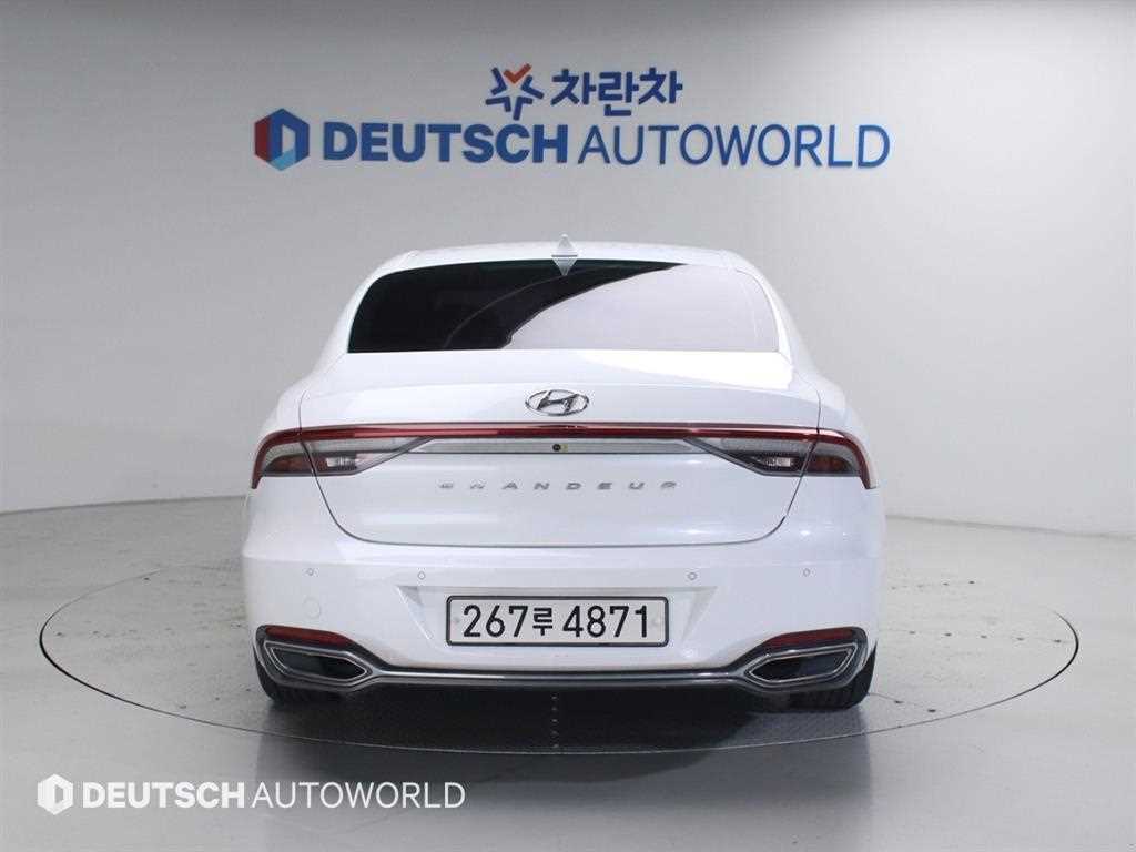 HYUNDAI Grandeur - Vista 4