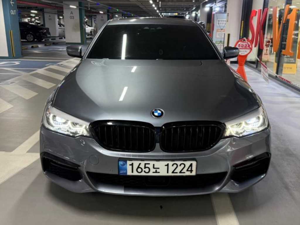 BMW 5 Series 2018 Gris - Importación desde Corea - HF Imports Iquique - Foto 1