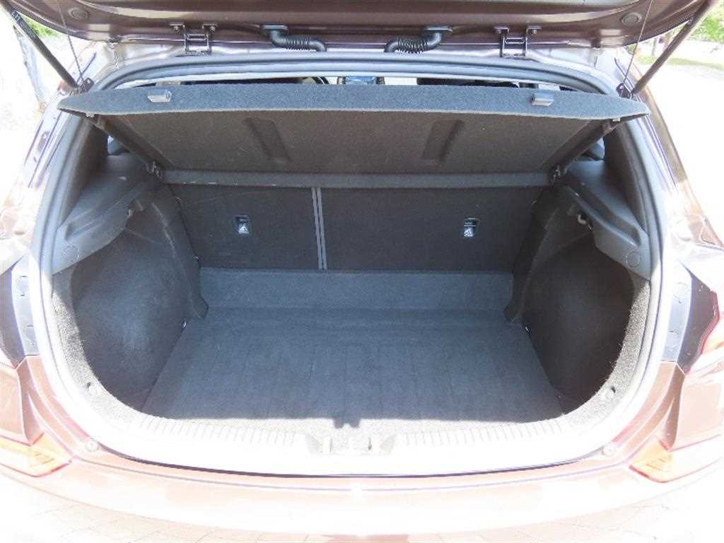 HYUNDAI i30 2018 Café - Importación desde Corea - HF Imports Iquique - Foto 18