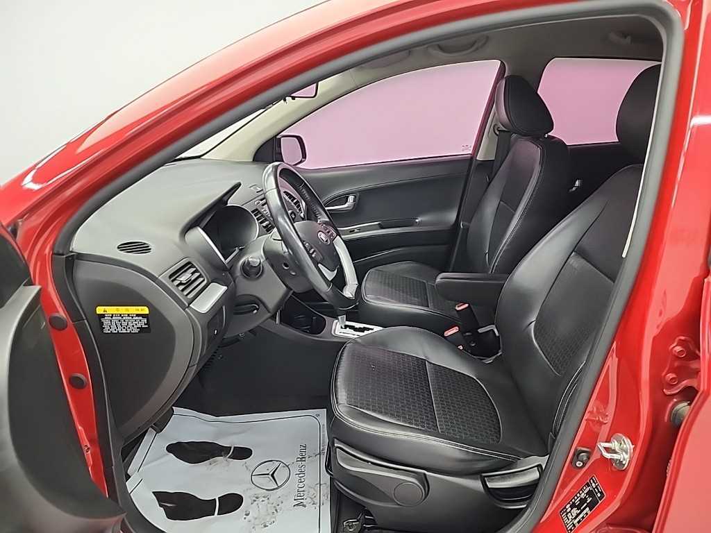 KIA Morning - Vista 11