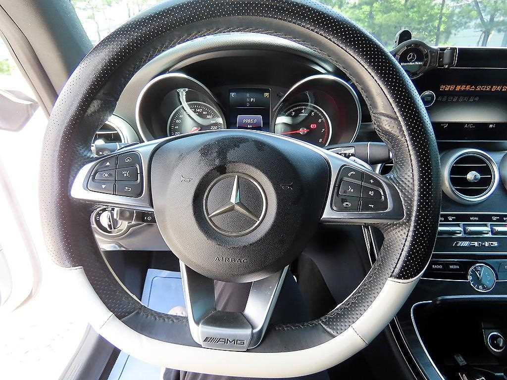 Mercedes Benz C Class - Vista 8