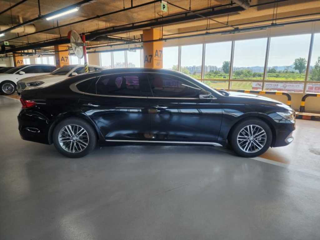 HYUNDAI Grandeur - Vista 9
