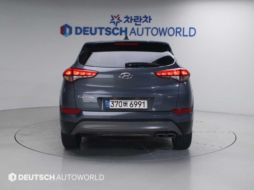 HYUNDAI Tucson - Vista 4
