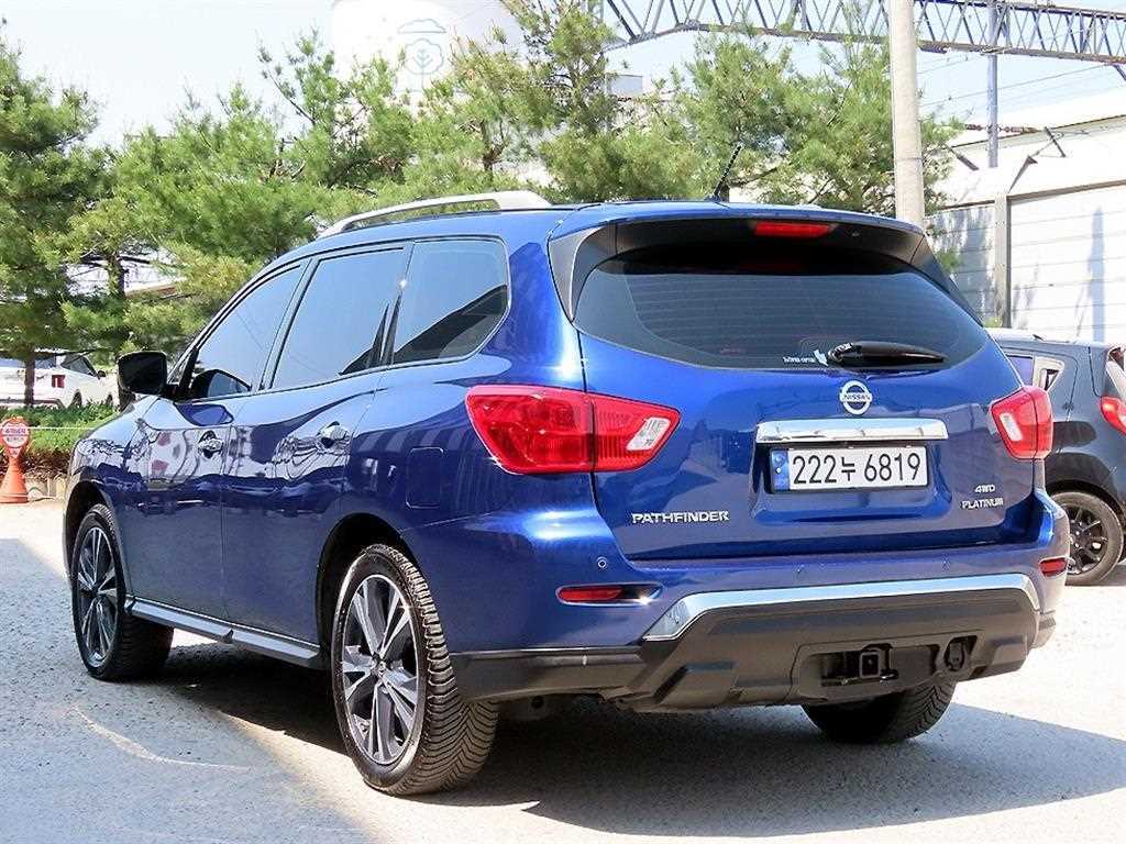 Nissan Pathfinder - Vista 3