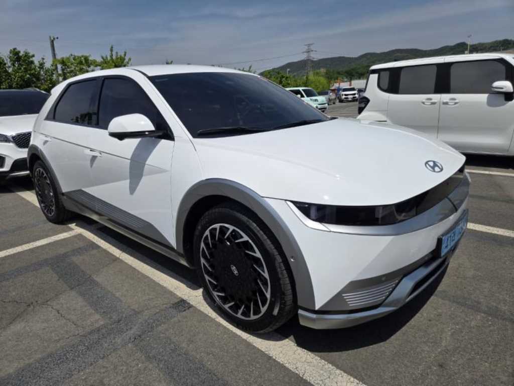 HYUNDAI Ioniq 5 - Vista 5