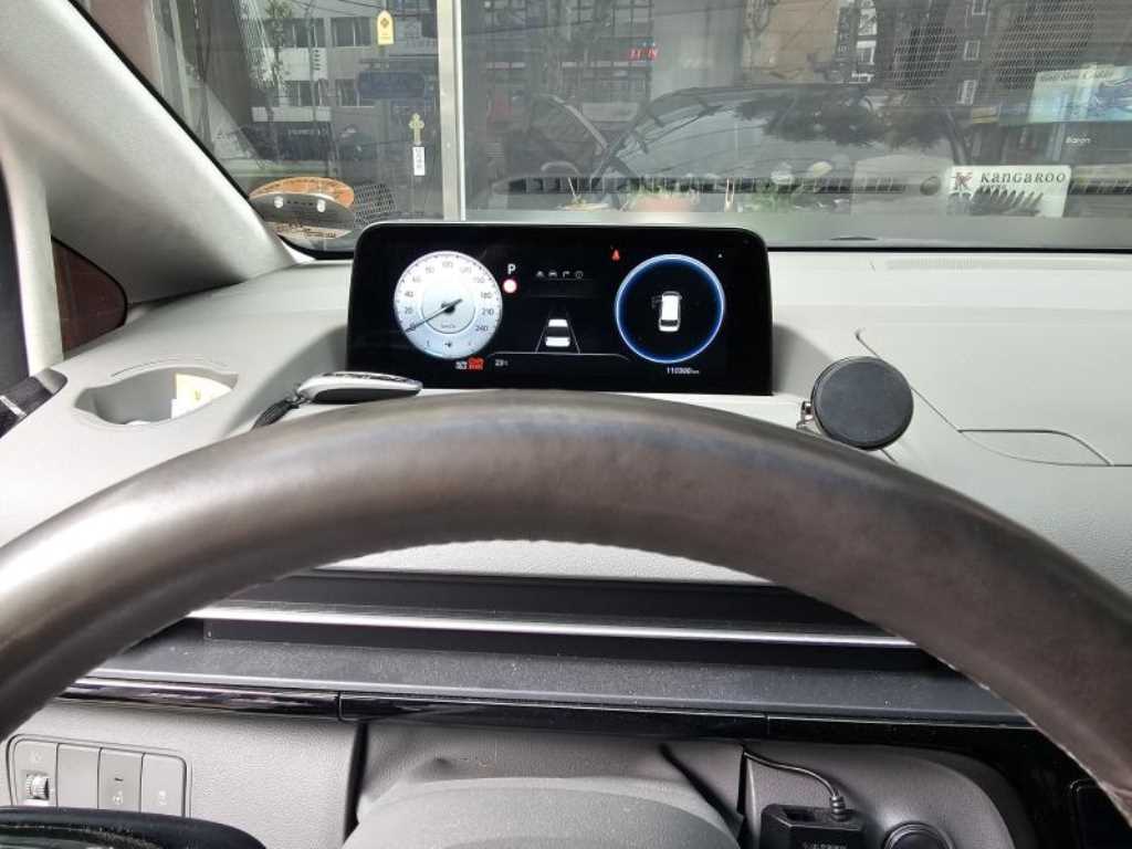 HYUNDAI Staria - Vista 9