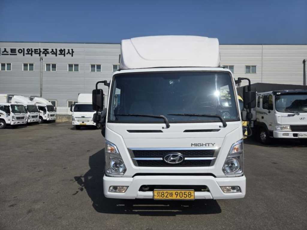 medium and large cargo truck - Vista 2