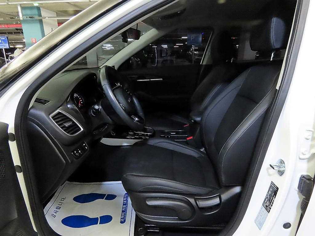 KIA Seltos - Vista 6