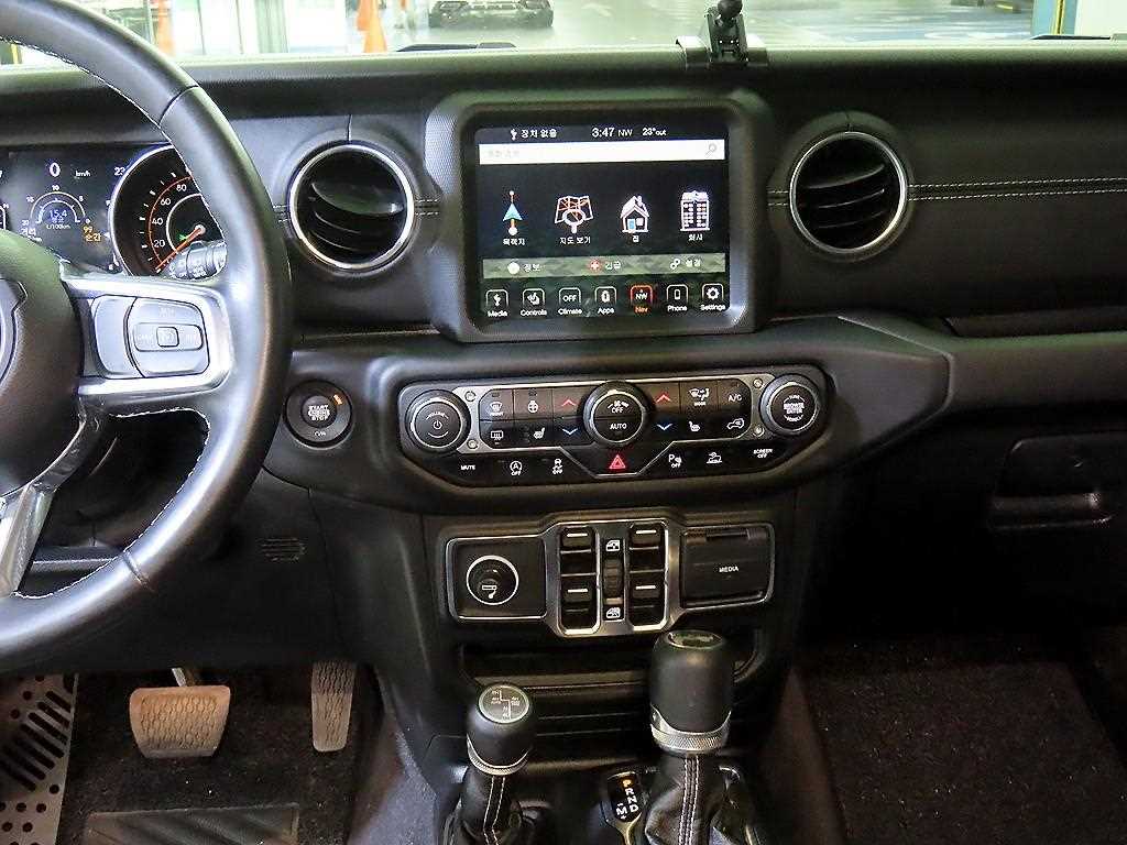 Jeep Wrangler - Vista 11