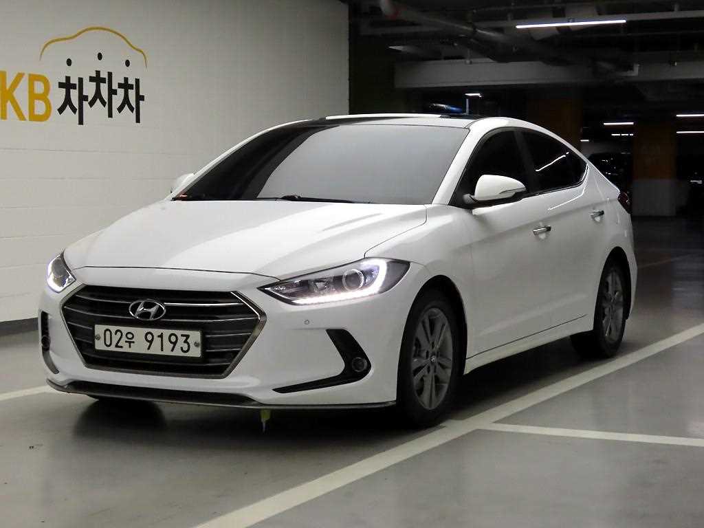 HYUNDAI Avante 2018 Blanco - Importación desde Corea - HF Imports Iquique - Foto 1