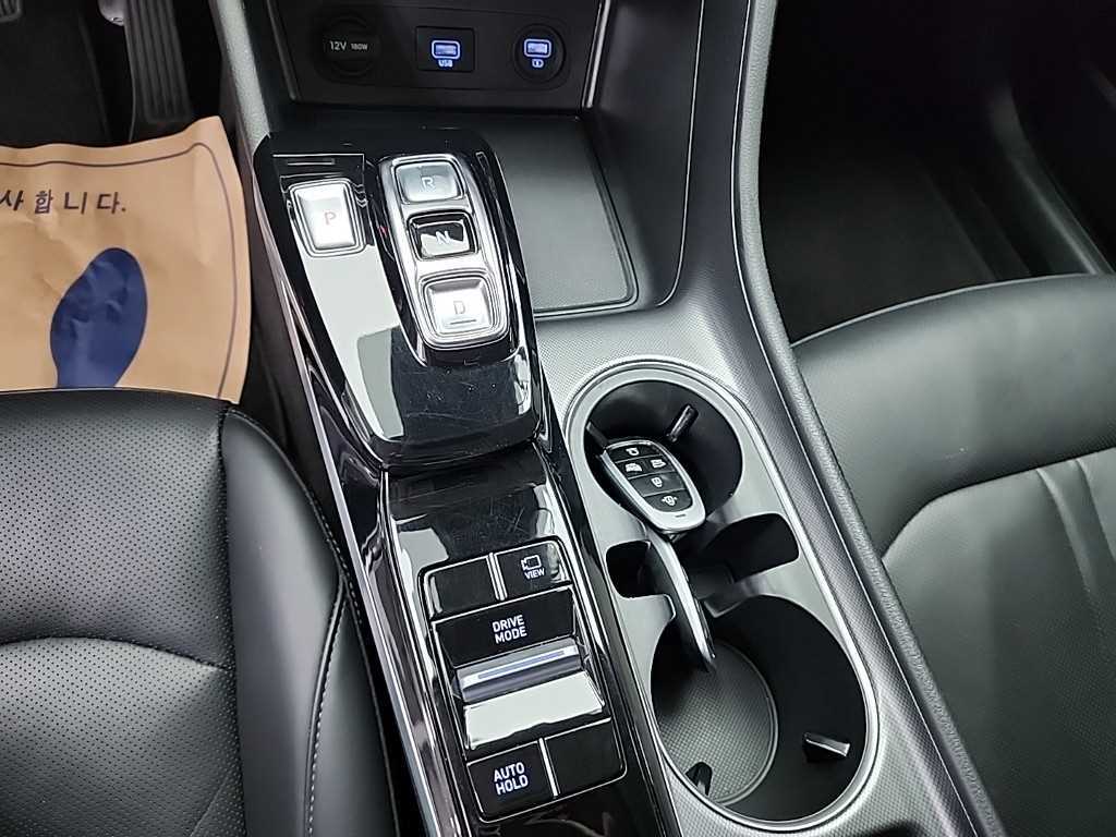 HYUNDAI Sonata - Vista 8