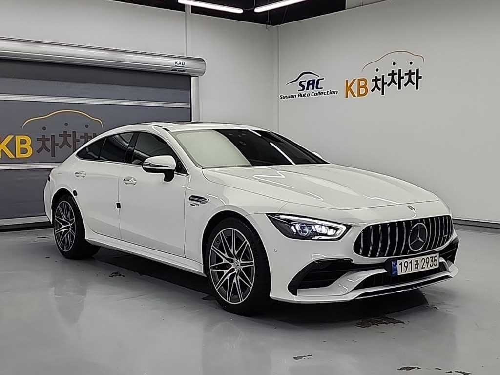Mercedes Benz AMG GT - Vista 4