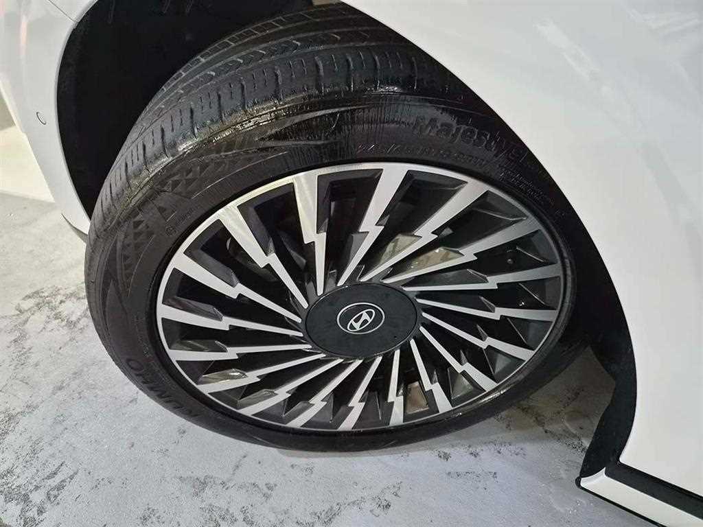 HYUNDAI Grandeur 2023 Blanco - Importación desde Corea - HF Imports Iquique - Foto 20