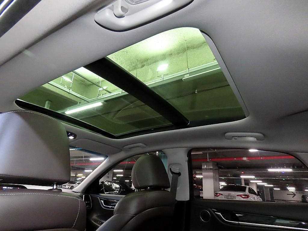 HYUNDAI Grandeur 2018 Negro - Importación desde Corea - HF Imports Iquique - Foto 17
