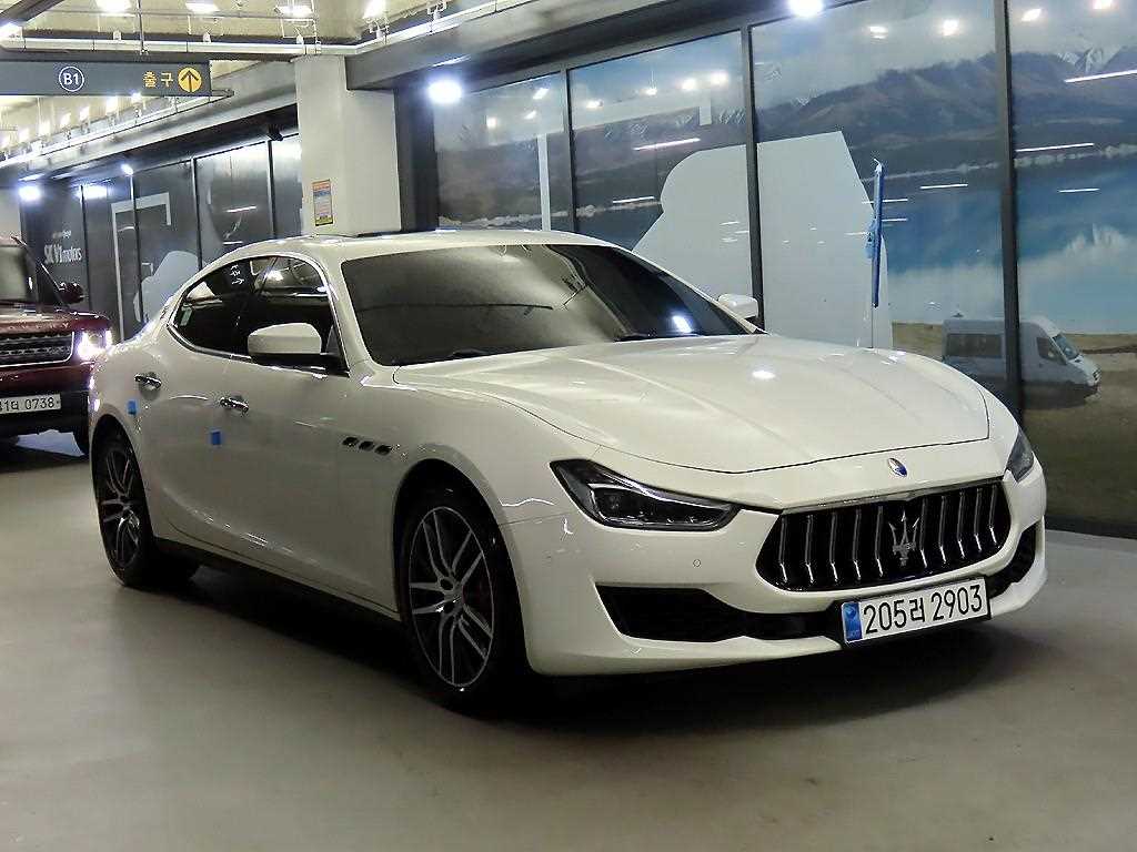 Maserati Ghibli