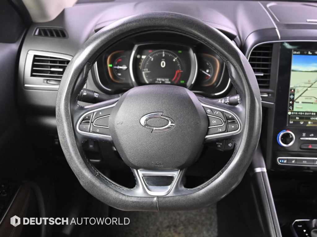 SAMSUNG QM6 2017 Blanco - Importación desde Corea - HF Imports Iquique - Foto 13