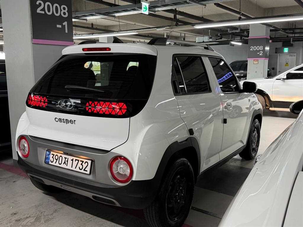 HYUNDAI Casper - Vista 4