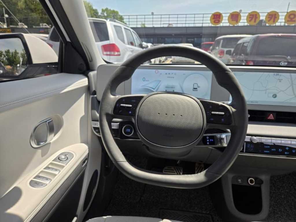 HYUNDAI Ioniq 5 - Vista 7