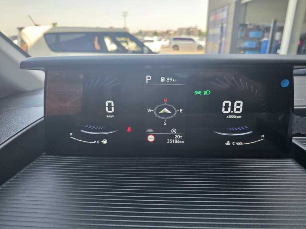 HYUNDAI Staria - Vista 10