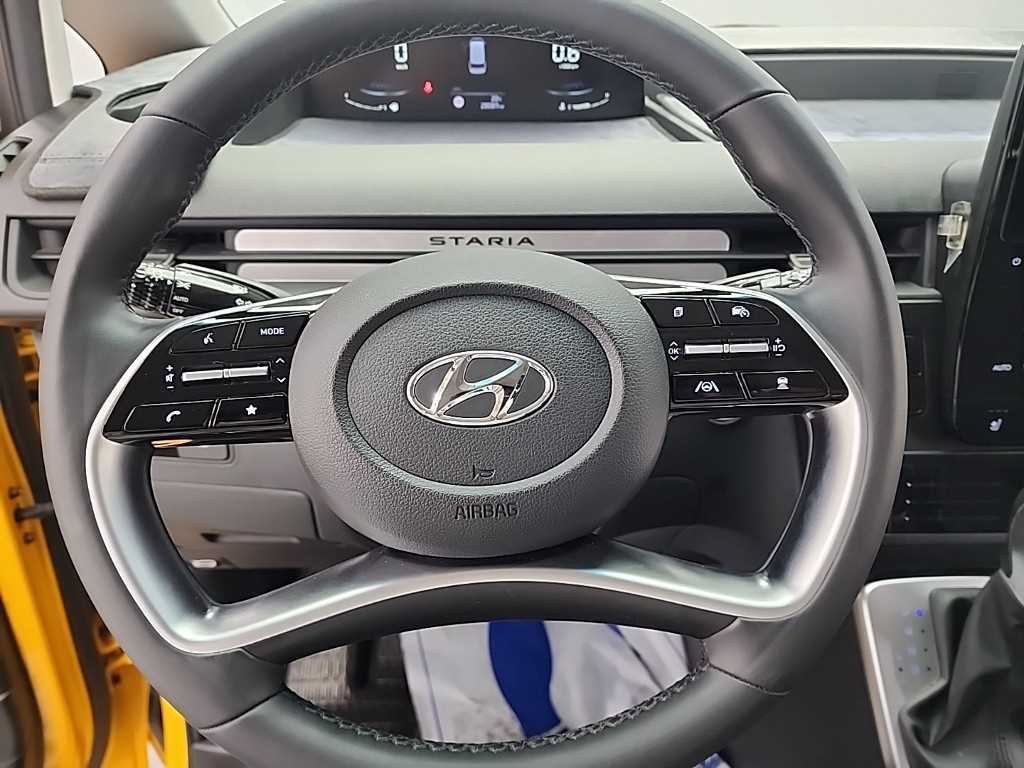 HYUNDAI Staria - Vista 9