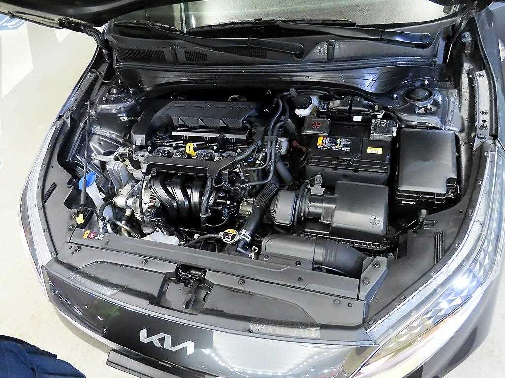 KIA K3 2023 Gris - Importación desde Corea - HF Imports Iquique - Foto 18