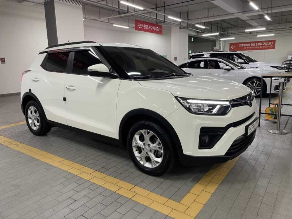 Ssangyong Tivoli - Vista 2