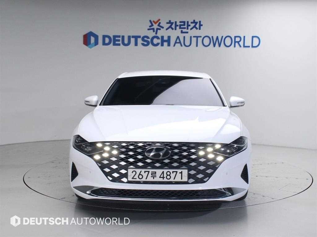HYUNDAI Grandeur - Vista 3