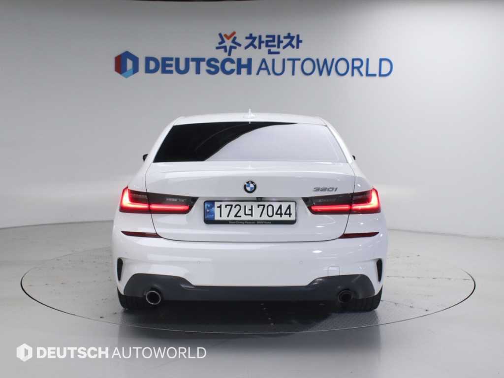 BMW 3 series - Vista 4
