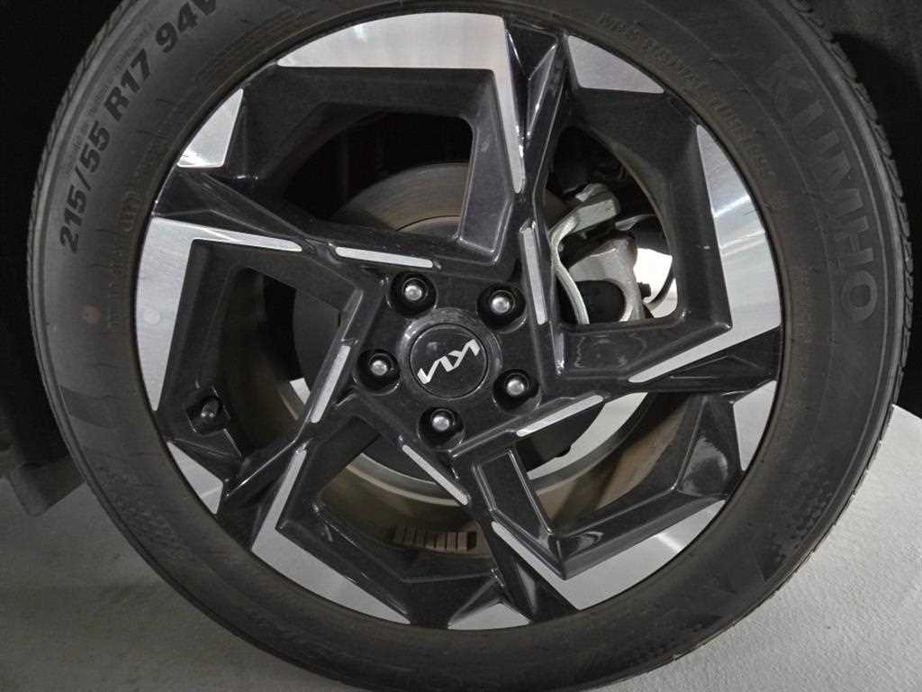 KIA K5 - Vista 5
