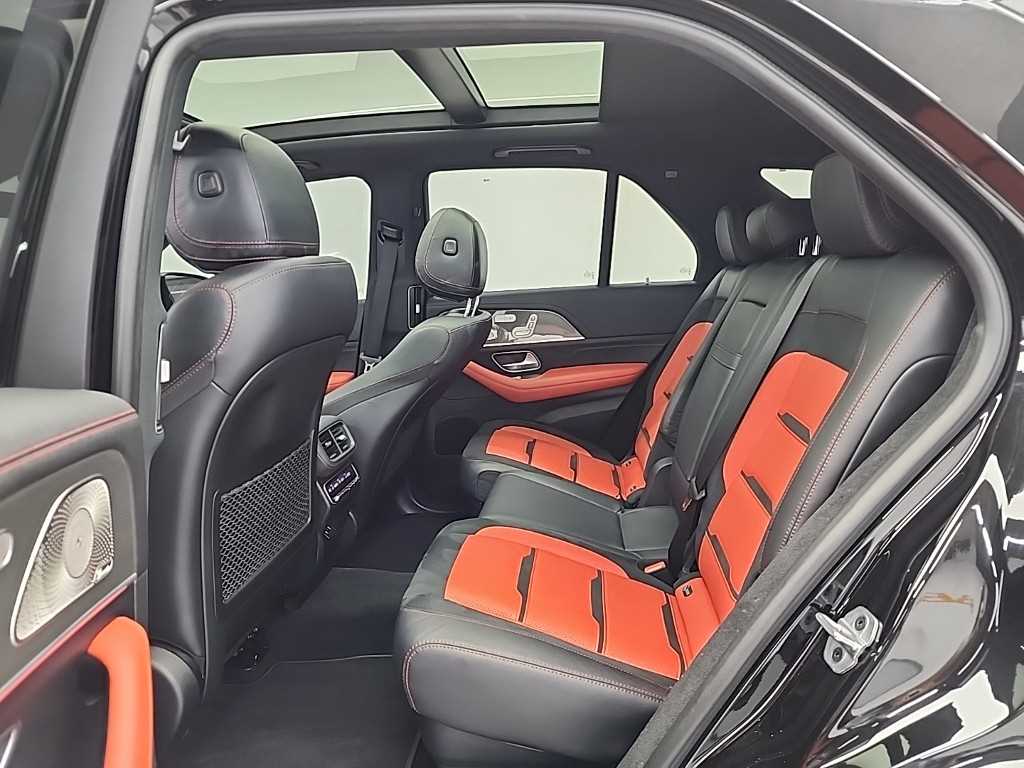 Mercedes Benz GLE Class - Vista 12