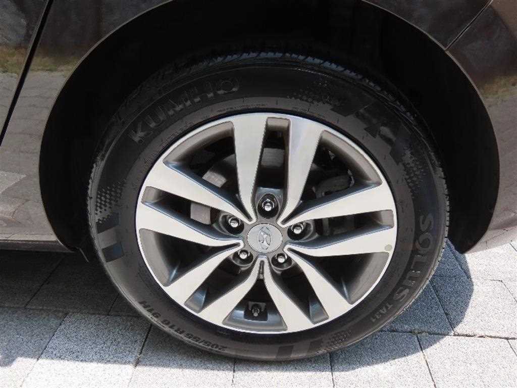 HYUNDAI i30 2018 Café - Importación desde Corea - HF Imports Iquique - Foto 17