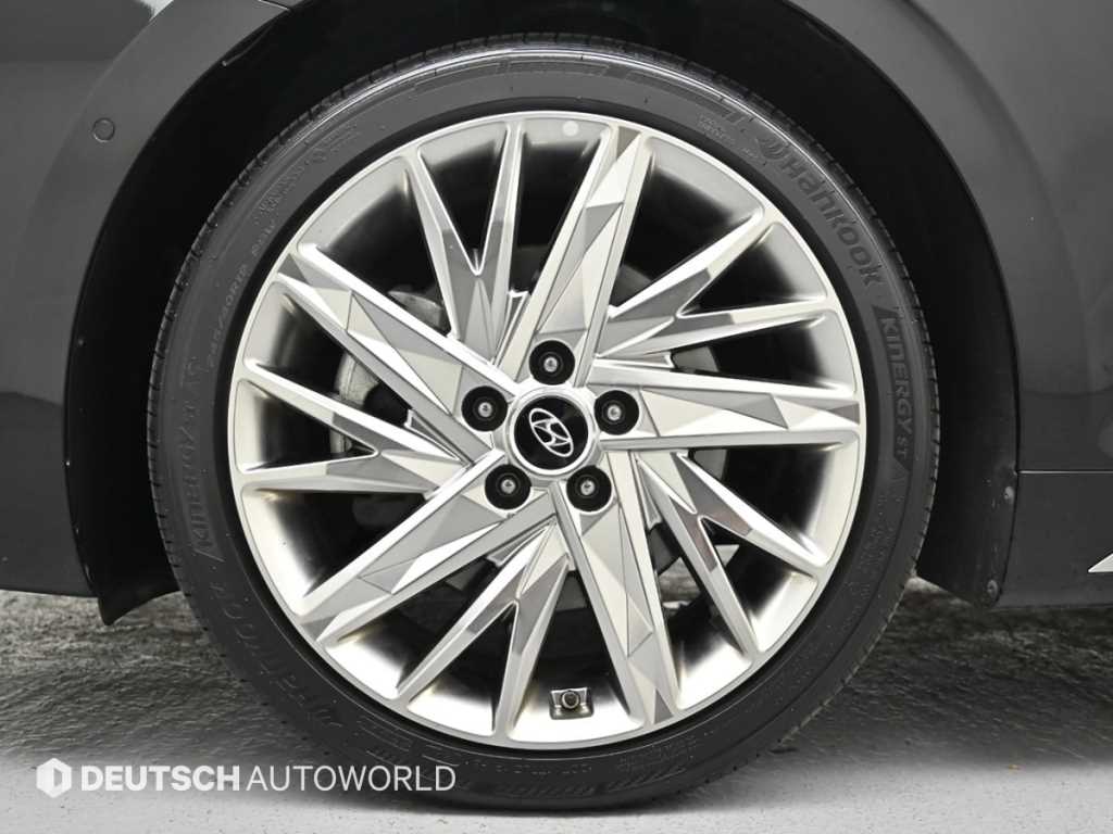 HYUNDAI Grandeur - Vista 5