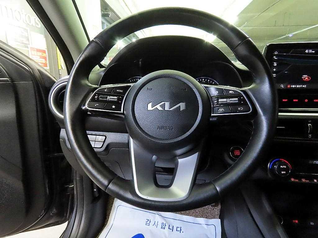 KIA K3 - Vista 8