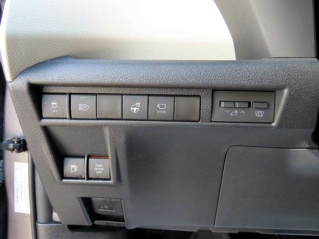 Toyota Siena - Vista 11