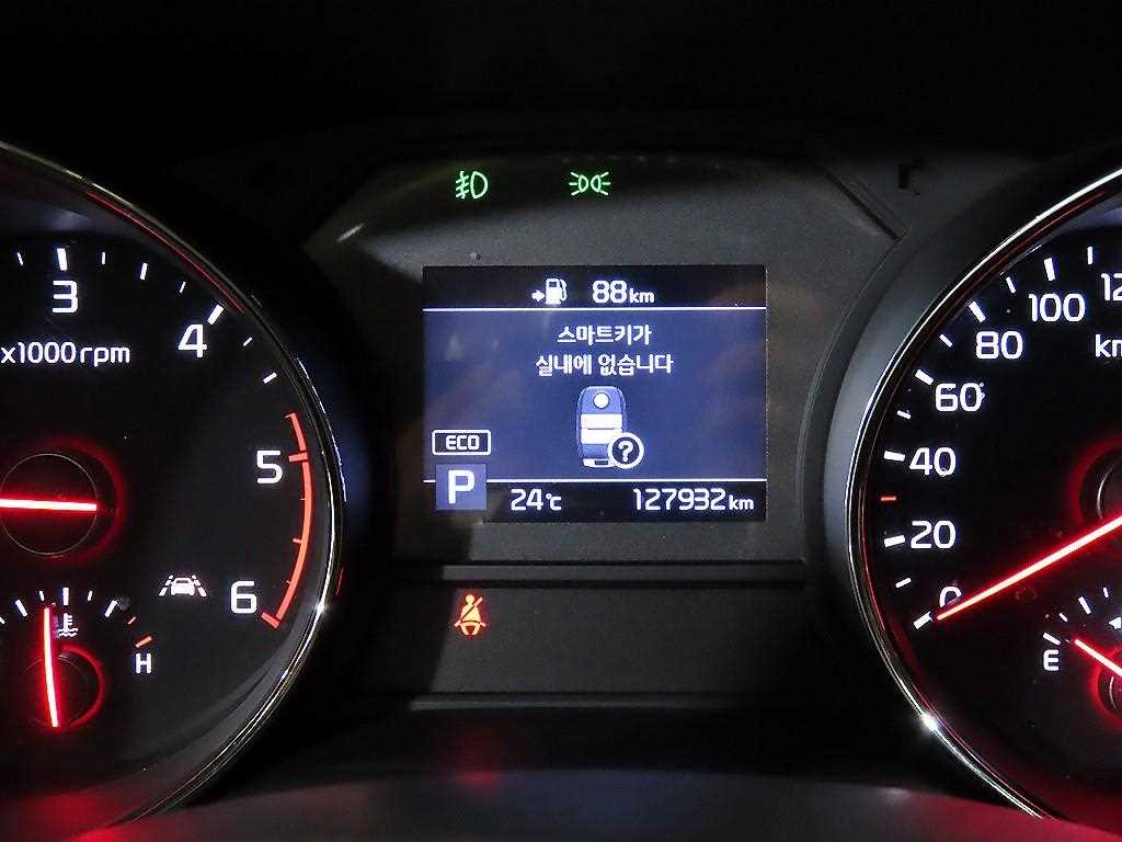 KIA Carnival - Vista 9