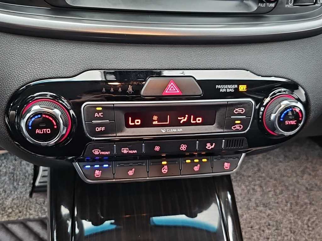 KIA Sorento - Vista 10