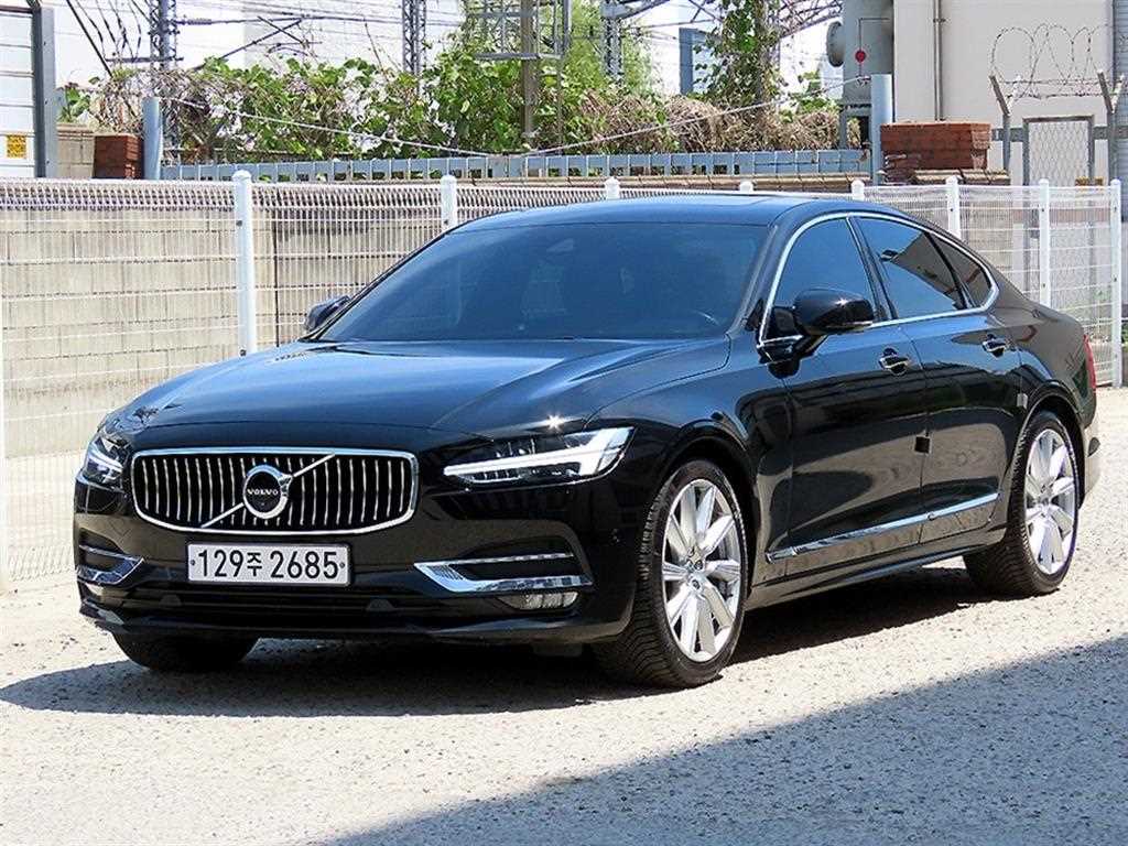 Volvo S90 - Vista 2
