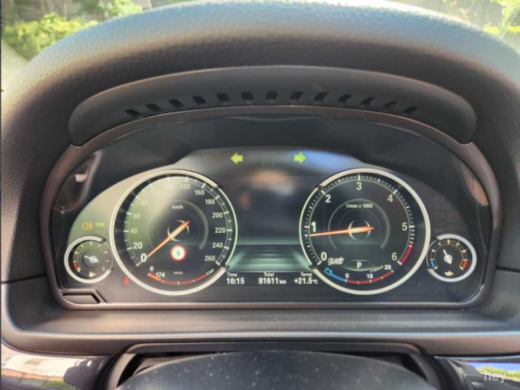 BMW 5 Series - Vista 5
