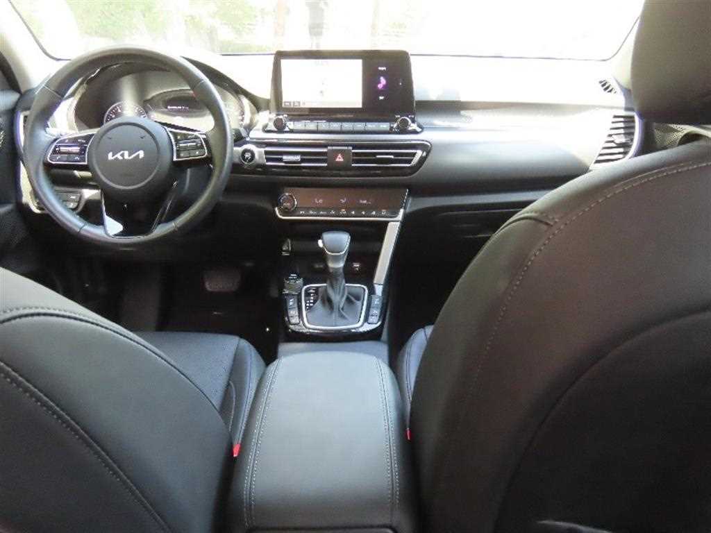KIA Seltos 2023 Blanco - Importación desde Corea - HF Imports Iquique - Foto 15
