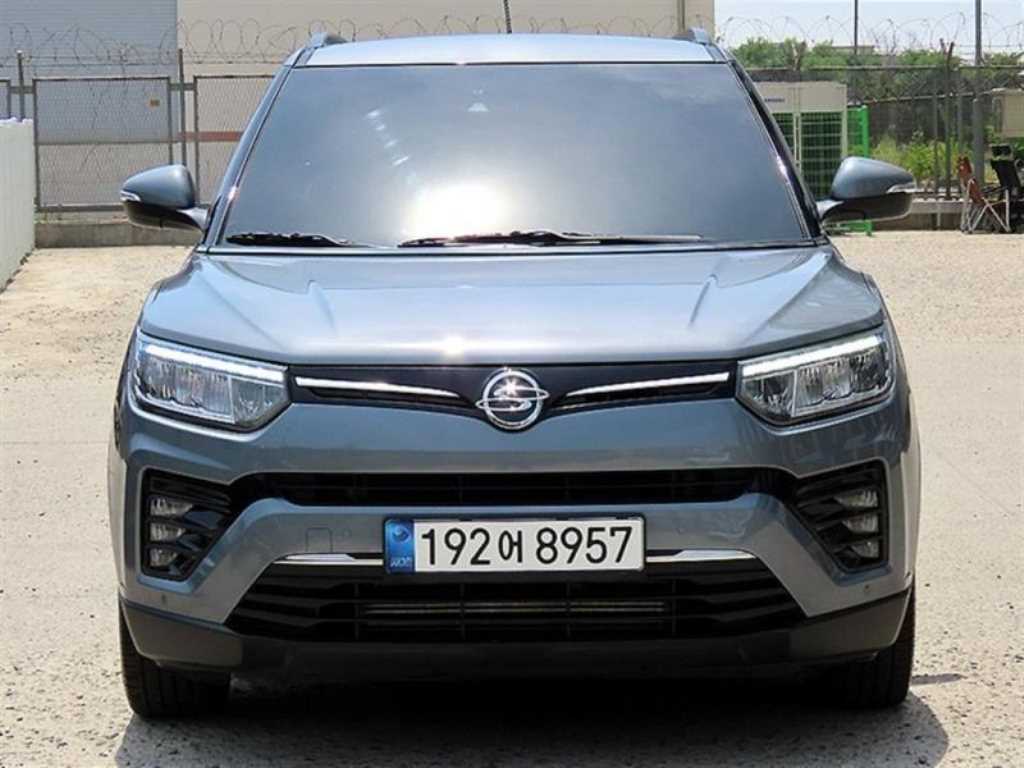 Ssangyong Tivoli 2022 Gris - Importación desde Corea - HF Imports Iquique - Foto 1