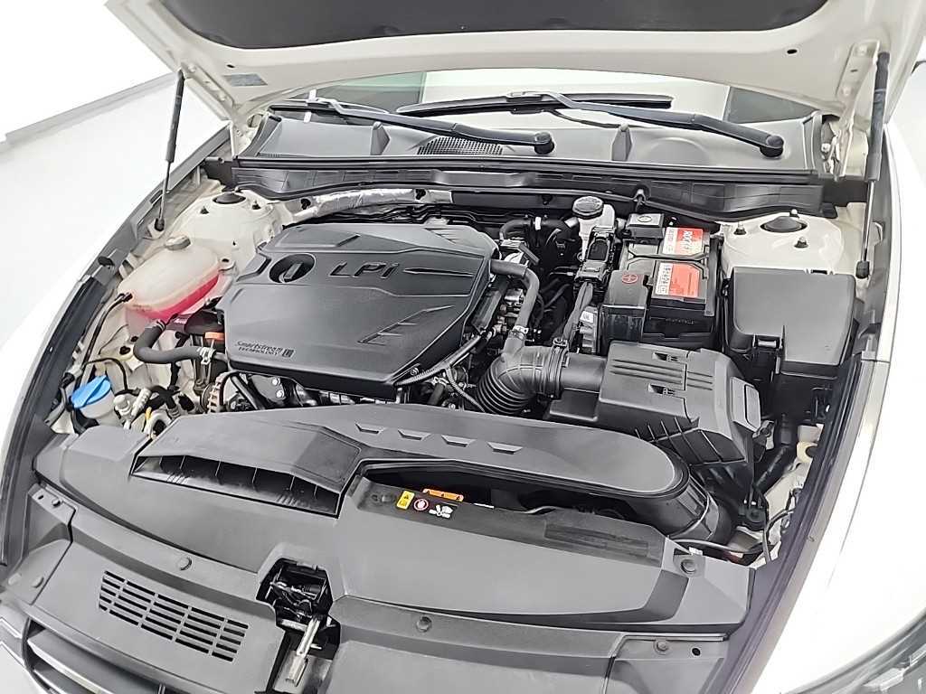 HYUNDAI Sonata - Vista 5