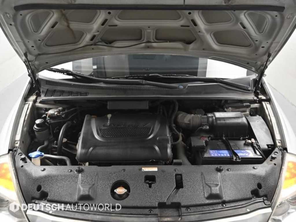 KIA Carnival - Vista 7